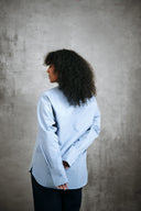 CLASSIC BUTTON DOWN SHIRT