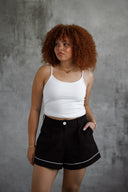 TAILORED LINEN SHORTS